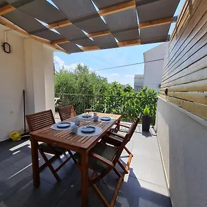 Modern Vitrenjak Apartament Zadar